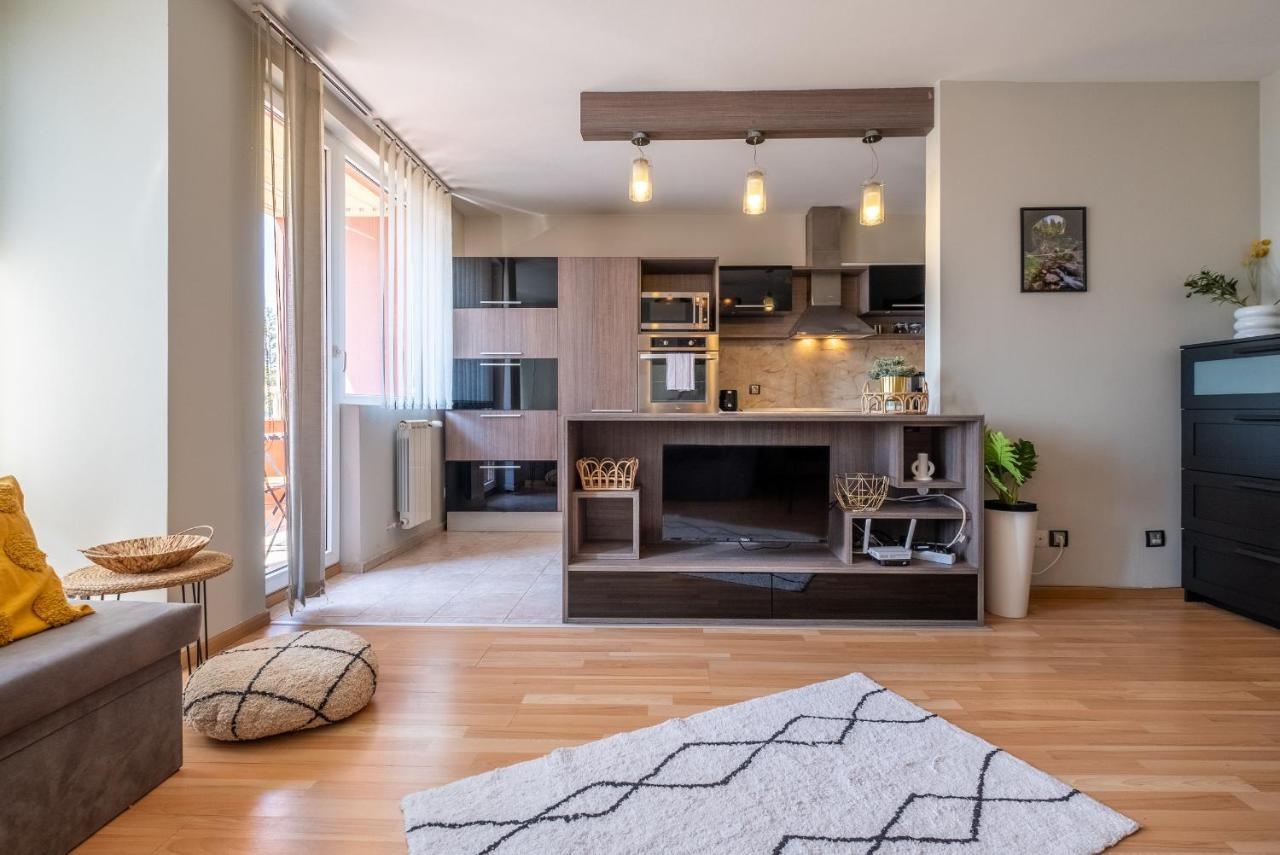 Deja Vu, Cozy & Quiet 1 Bdr Fast Wi-fi Sofia